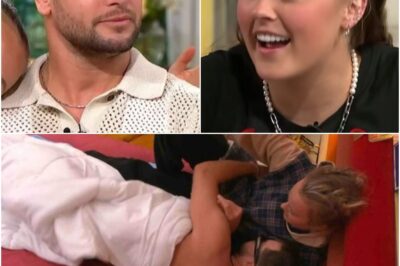 JoJo Siwa drops shock pregnancy bombshell after whirlwind romance with Chris Hughes