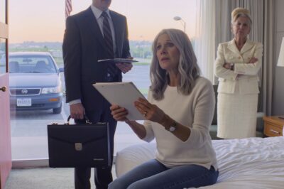 After my husband died, my mother-in-law took the house and all 33 million dollars, coldly saying to me: “Go find somewhere else to live, my son isn’t here to shield you anymore.” A few days later, sitting in front of the lawyer, I realized she had made the most expensive mistake of her life.